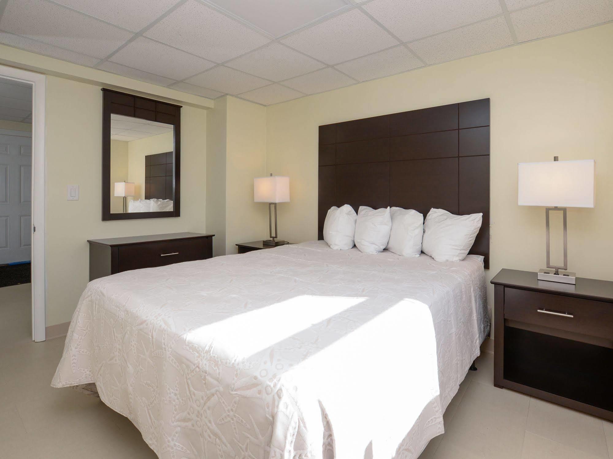 The Wellington Hotel & Suites Oceanblock Ocean City Exterior photo